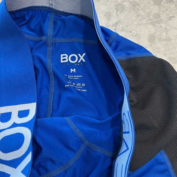 Box Menswear Defined Behind Compression Shorts. Medium - Picture 3 of 4